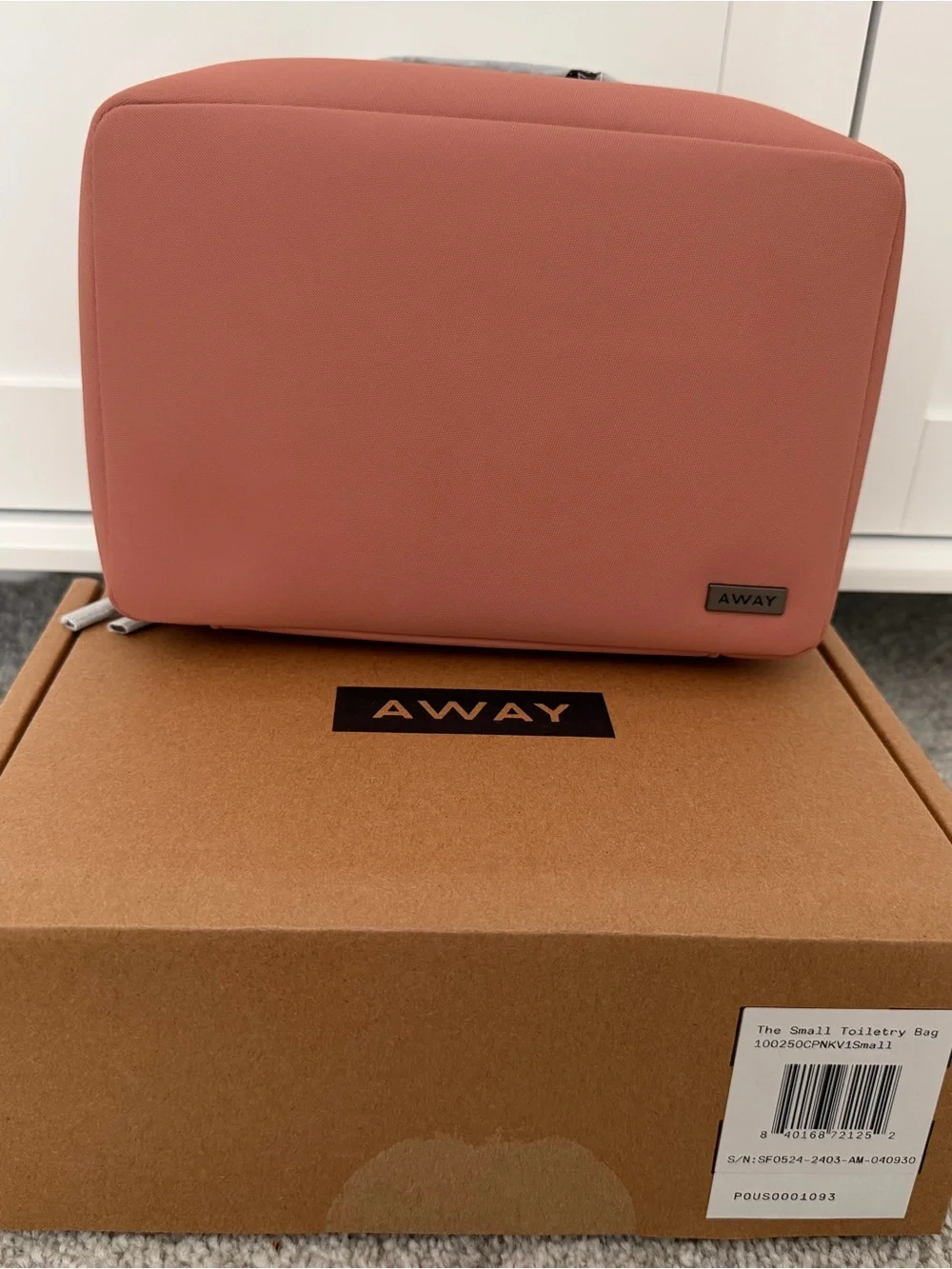 NWT AWAY small toiletry bag in clay pink (limited edition)